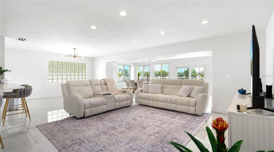 New Port Richey, Florida 34652, 3 Bedroom Bedrooms, ,2 Bathroombathrooms,Residential,For Sale,Seaway,0,Mfrw7886065