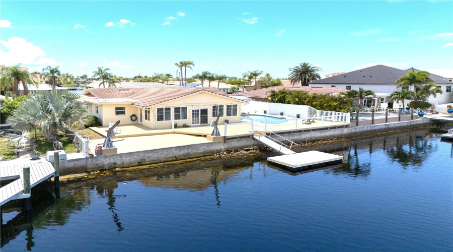 Water View, 77' Of Sea Wall
