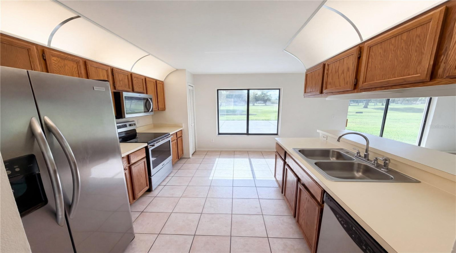 Orlando, Florida 32833, 3 Bedroom Bedrooms, ,2 Bathroombathrooms,Residential,For Sale,Alabaster,0,Mfro6408100