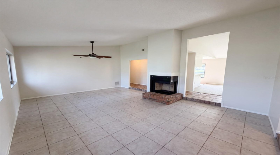Orlando, Florida 32833, 3 Bedroom Bedrooms, ,2 Bathroombathrooms,Residential,For Sale,Alabaster,0,Mfro6408100