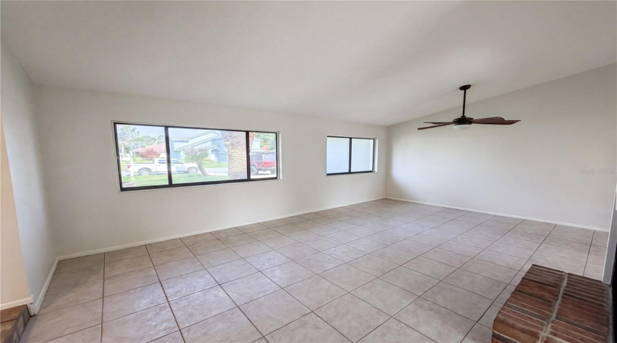 Orlando, Florida 32833, 3 Bedroom Bedrooms, ,2 Bathroombathrooms,Residential,For Sale,Alabaster,0,Mfro6408100