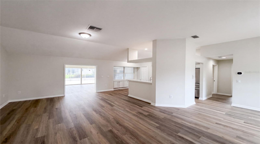 Sebring, Florida 33872, 2 Bedroom Bedrooms, ,2 Bathroombathrooms,Residential,For Sale,Ponce De Leon,0,Mfro6429165