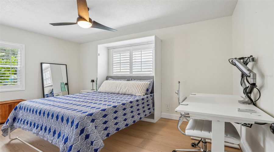 Tampa, Florida 33611, 4 Bedroom Bedrooms, ,2 Bathroombathrooms,Residential,For Sale,Paul,0,Mfrtb8533476