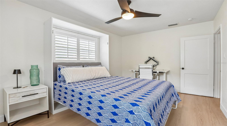 Tampa, Florida 33611, 4 Bedroom Bedrooms, ,2 Bathroombathrooms,Residential,For Sale,Paul,0,Mfrtb8533476