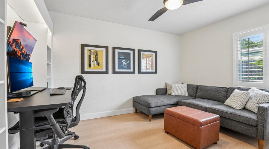 Tampa, Florida 33611, 4 Bedroom Bedrooms, ,2 Bathroombathrooms,Residential,For Sale,Paul,0,Mfrtb8533476