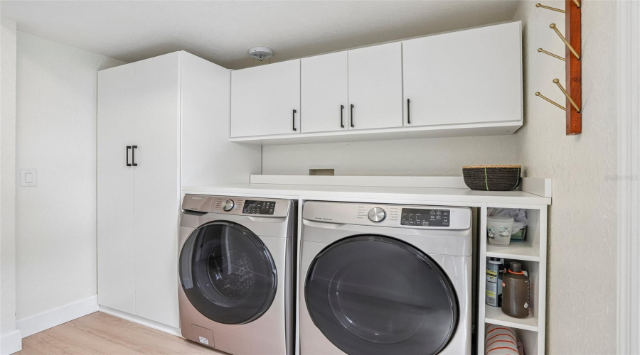 Tampa, Florida 33611, 4 Bedroom Bedrooms, ,2 Bathroombathrooms,Residential,For Sale,Paul,0,Mfrtb8533476