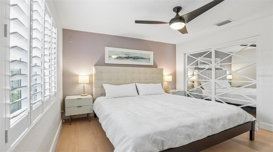 Tampa, Florida 33611, 4 Bedroom Bedrooms, ,2 Bathroombathrooms,Residential,For Sale,Paul,0,Mfrtb8533476