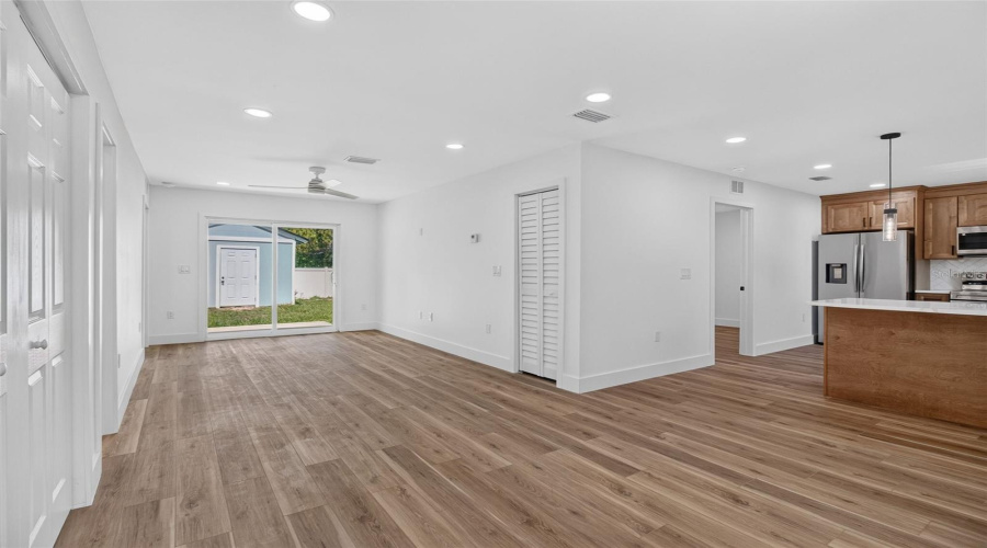 Largo, Florida 33771, 3 Bedroom Bedrooms, ,2 Bathroombathrooms,Residential,For Sale,Melody,0,Mfrtb8529089