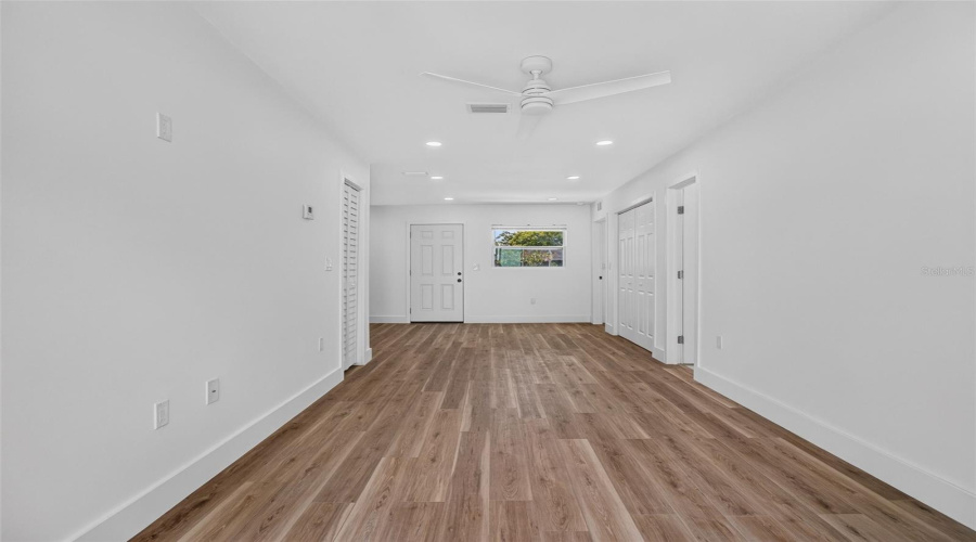 Largo, Florida 33771, 3 Bedroom Bedrooms, ,2 Bathroombathrooms,Residential,For Sale,Melody,0,Mfrtb8529089