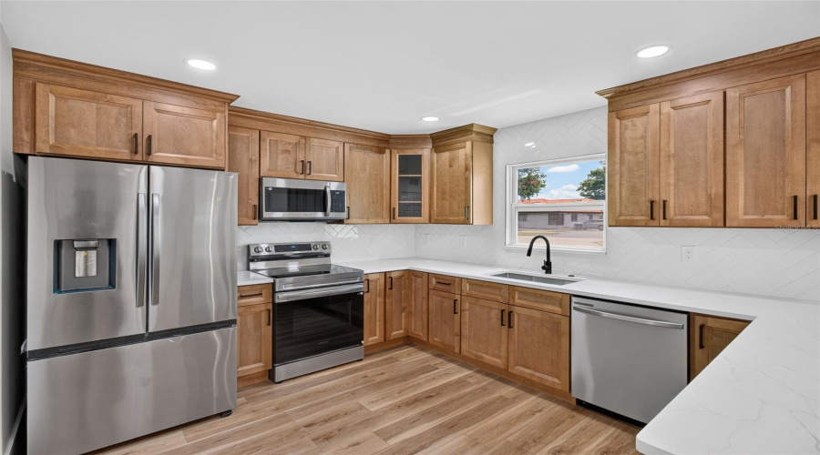 Largo, Florida 33771, 3 Bedroom Bedrooms, ,2 Bathroombathrooms,Residential,For Sale,Melody,0,Mfrtb8529089