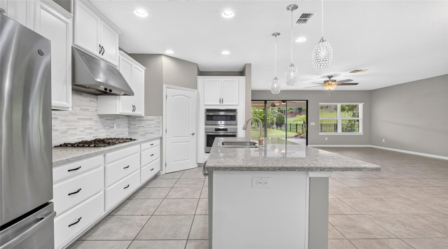 Clermont, Florida 34715, 3 Bedroom Bedrooms, ,2 Bathroombathrooms,Residential,For Sale,Frazeek,0,Mfro6422732