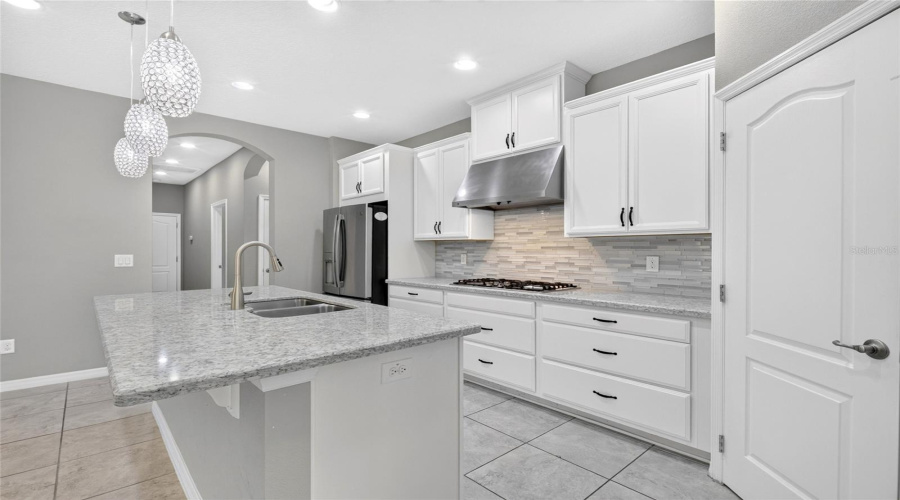 Clermont, Florida 34715, 3 Bedroom Bedrooms, ,2 Bathroombathrooms,Residential,For Sale,Frazeek,0,Mfro6422732