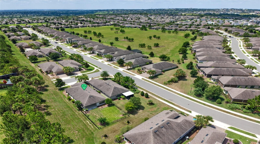 Clermont, Florida 34715, 3 Bedroom Bedrooms, ,2 Bathroombathrooms,Residential,For Sale,Frazeek,0,Mfro6422732