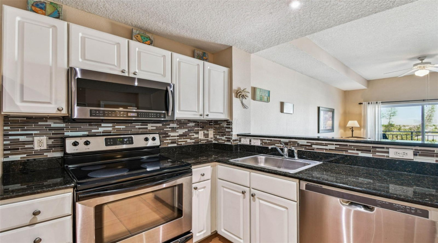 Madeira Beach, Florida 33708, 2 Bedroom Bedrooms, ,1 Bathroombathrooms,Residential,For Sale,Gulf,0,Mfrtb8542554