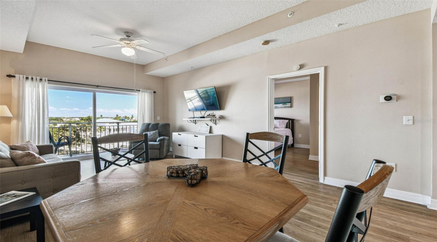 Madeira Beach, Florida 33708, 2 Bedroom Bedrooms, ,1 Bathroombathrooms,Residential,For Sale,Gulf,0,Mfrtb8542554