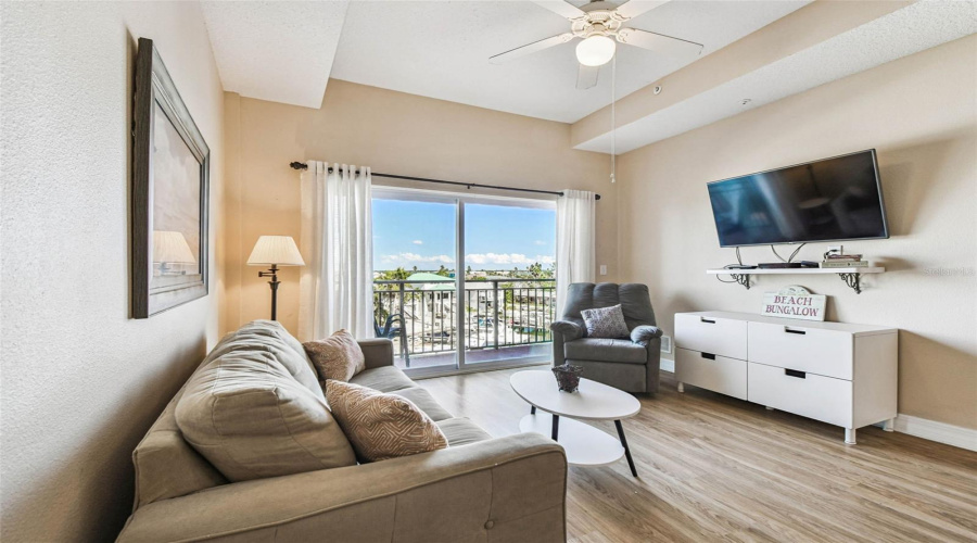Madeira Beach, Florida 33708, 2 Bedroom Bedrooms, ,1 Bathroombathrooms,Residential,For Sale,Gulf,0,Mfrtb8542554