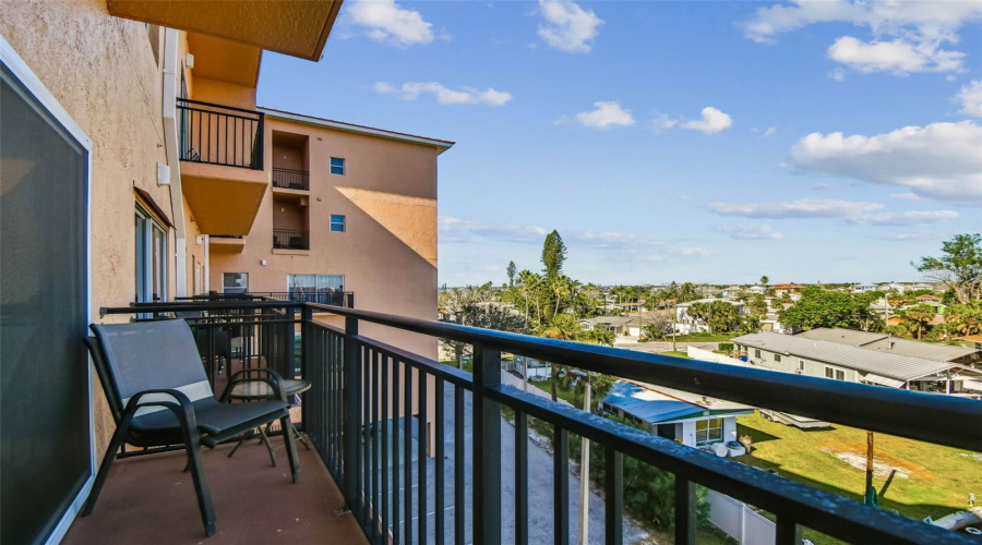 Madeira Beach, Florida 33708, 2 Bedroom Bedrooms, ,1 Bathroombathrooms,Residential,For Sale,Gulf,0,Mfrtb8542554