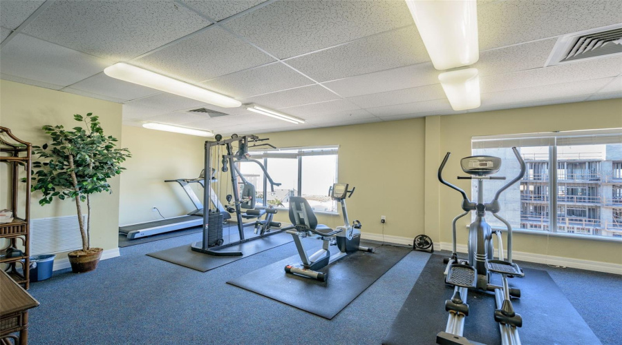 Madeira Beach, Florida 33708, 2 Bedroom Bedrooms, ,1 Bathroombathrooms,Residential,For Sale,Gulf,0,Mfrtb8542554