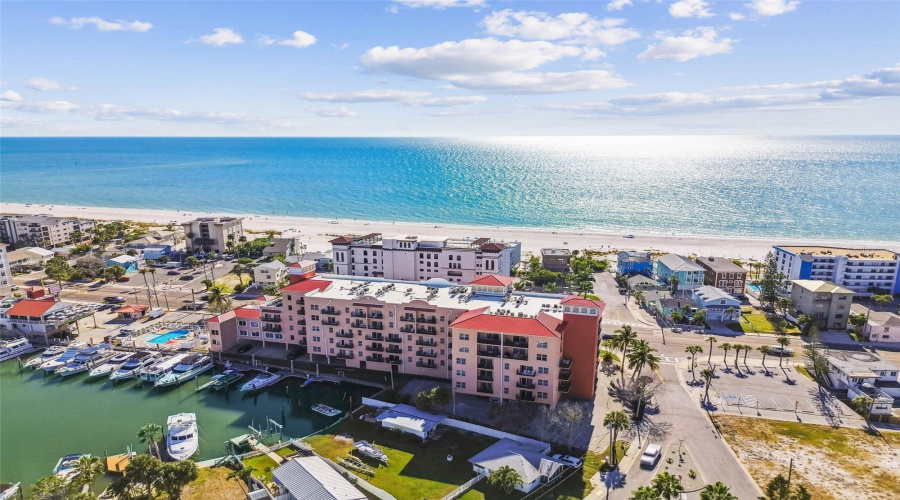 Madeira Beach, Florida 33708, 2 Bedroom Bedrooms, ,1 Bathroombathrooms,Residential,For Sale,Gulf,0,Mfrtb8542554