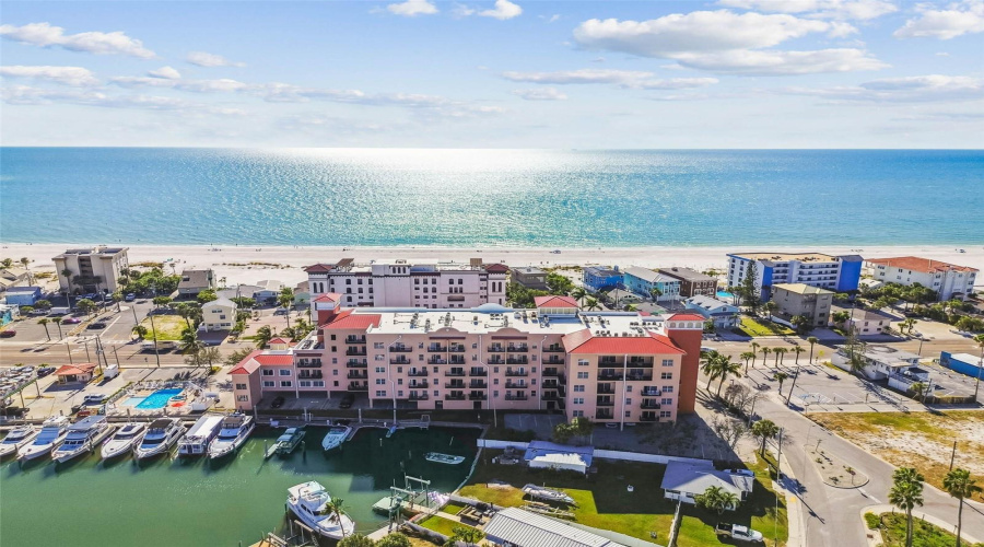 Madeira Beach, Florida 33708, 2 Bedroom Bedrooms, ,1 Bathroombathrooms,Residential,For Sale,Gulf,0,Mfrtb8542554