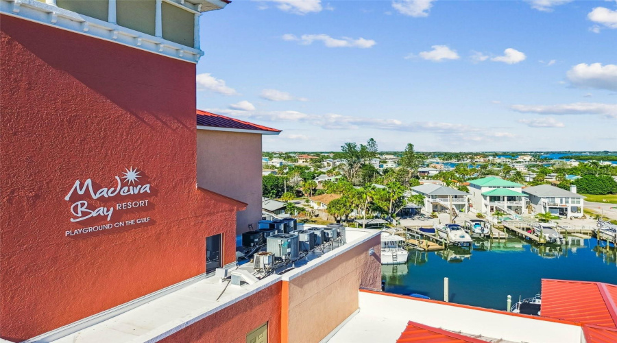Madeira Beach, Florida 33708, 2 Bedroom Bedrooms, ,1 Bathroombathrooms,Residential,For Sale,Gulf,0,Mfrtb8542554