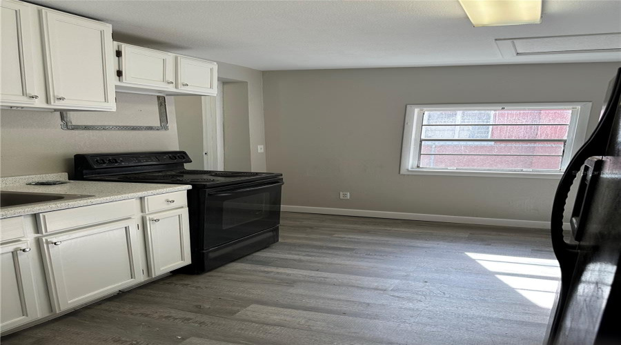 Sanford, Florida 32771, 2 Bedroom Bedrooms, ,1 Bathroombathrooms,Residential,For Sale,8Th,0,Mfrv4950636