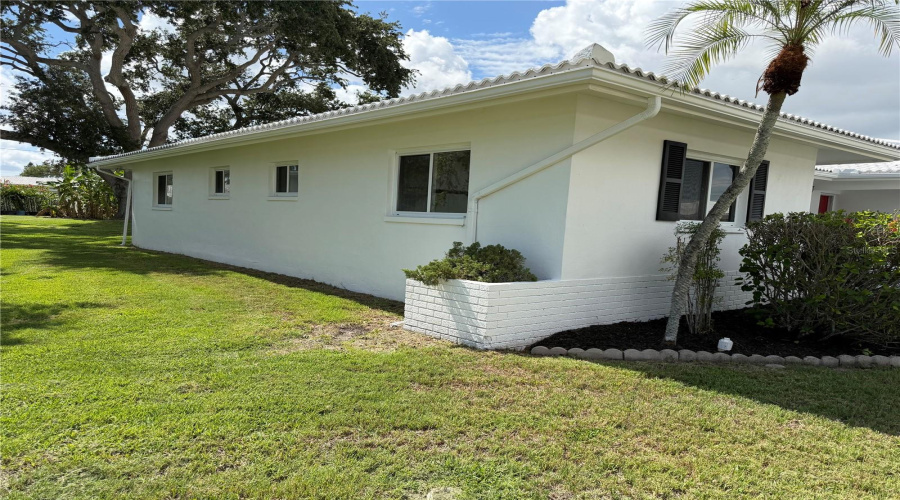 Pinellas Park, Florida 33782, 2 Bedroom Bedrooms, ,2 Bathroombathrooms,Residential,For Sale,41St,0,Mfrtb8515578