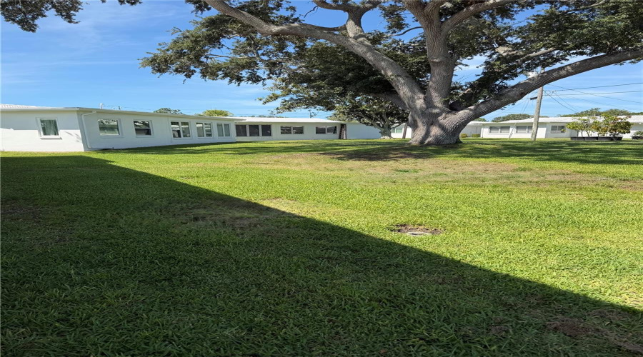 Pinellas Park, Florida 33782, 2 Bedroom Bedrooms, ,2 Bathroombathrooms,Residential,For Sale,41St,0,Mfrtb8515578