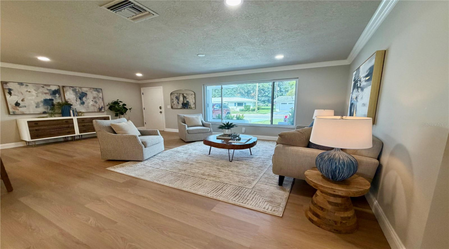 Pinellas Park, Florida 33782, 2 Bedroom Bedrooms, ,2 Bathroombathrooms,Residential,For Sale,41St,0,Mfrtb8515578