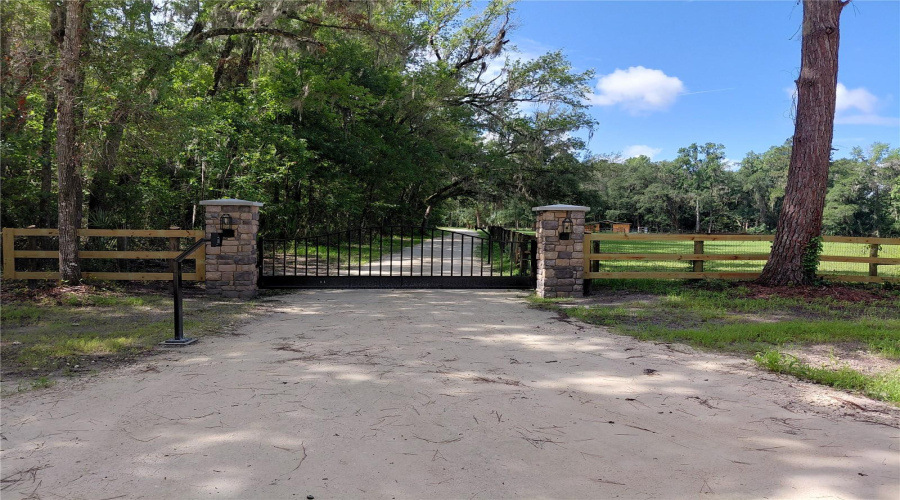 Williston, Florida 32696, 4 Bedroom Bedrooms, ,3 Bathroombathrooms,Residential,For Sale,185,0,Mfrom726746