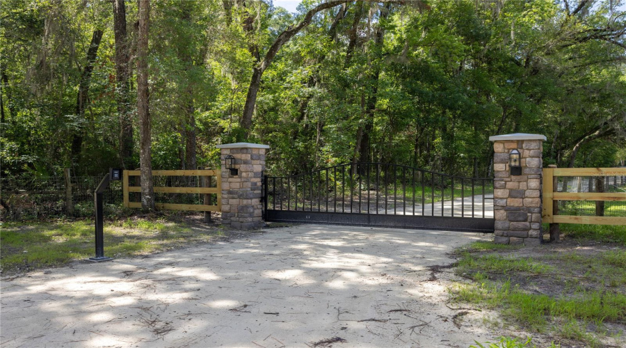 Williston, Florida 32696, 4 Bedroom Bedrooms, ,3 Bathroombathrooms,Residential,For Sale,185,0,Mfrom726746