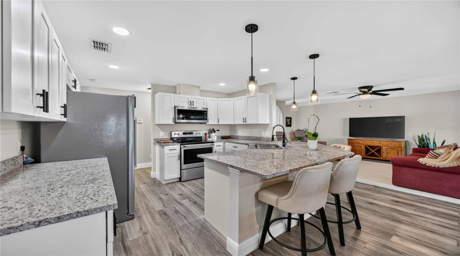 Rotonda West, Florida 33947, 3 Bedroom Bedrooms, ,2 Bathroombathrooms,Residential,For Sale,Bunker,0,Mfrn6145238