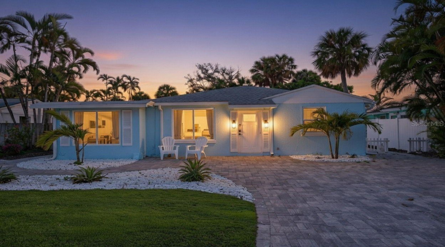 St Pete Beach, Florida 33706, 3 Bedroom Bedrooms, ,2 Bathroombathrooms,Residential,For Sale,79Th,0,Mfrtb8478040