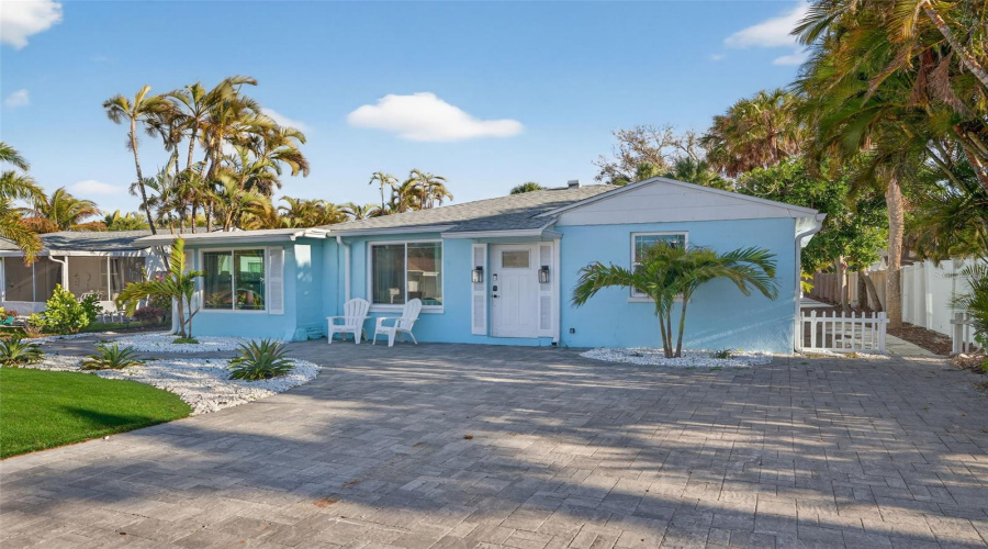 St Pete Beach, Florida 33706, 3 Bedroom Bedrooms, ,2 Bathroombathrooms,Residential,For Sale,79Th,0,Mfrtb8478040