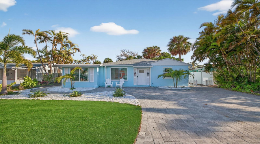 St Pete Beach, Florida 33706, 3 Bedroom Bedrooms, ,2 Bathroombathrooms,Residential,For Sale,79Th,0,Mfrtb8478040
