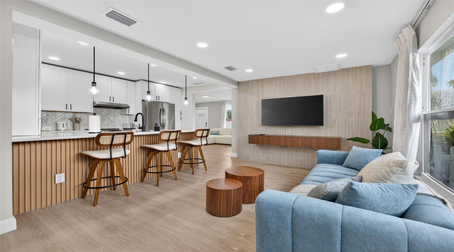 St Pete Beach, Florida 33706, 3 Bedroom Bedrooms, ,2 Bathroombathrooms,Residential,For Sale,79Th,0,Mfrtb8478040