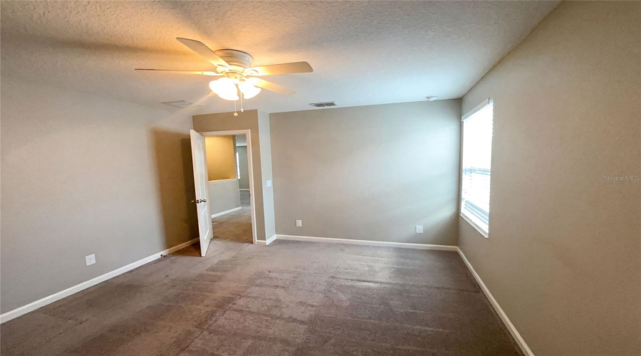 Apopka, Florida 32703, 3 Bedroom Bedrooms, ,2 Bathroombathrooms,Residential,For Sale,Ficus,0,Mfro6423700