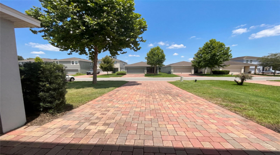 Apopka, Florida 32703, 3 Bedroom Bedrooms, ,2 Bathroombathrooms,Residential,For Sale,Ficus,0,Mfro6423700