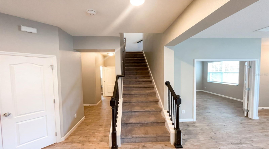 Apopka, Florida 32703, 3 Bedroom Bedrooms, ,2 Bathroombathrooms,Residential,For Sale,Ficus,0,Mfro6423700