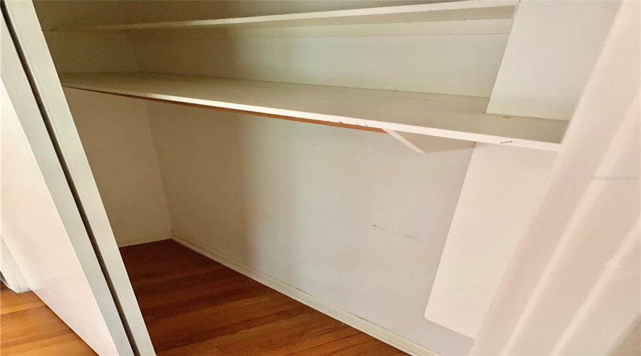 Guest Bedroom 2 Closet