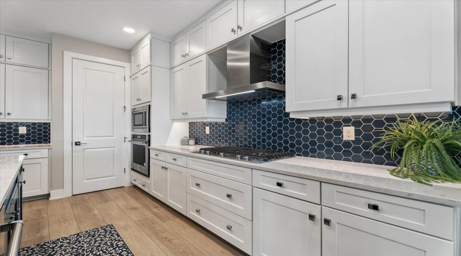 Walk-In Pantry