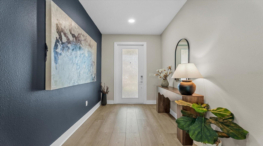 Foyer/Front Door