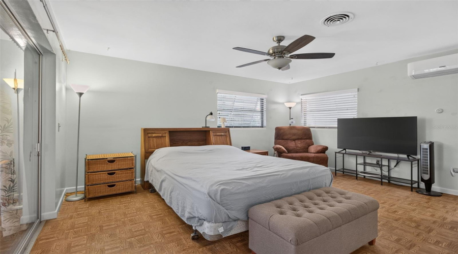 Clearwater, Florida 33764, 3 Bedroom Bedrooms, ,2 Bathroombathrooms,Residential,For Sale,Ripon,0,Mfrtb8524491