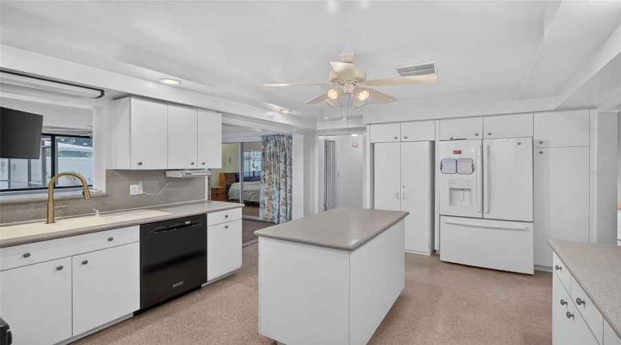Clearwater, Florida 33764, 3 Bedroom Bedrooms, ,2 Bathroombathrooms,Residential,For Sale,Ripon,0,Mfrtb8524491