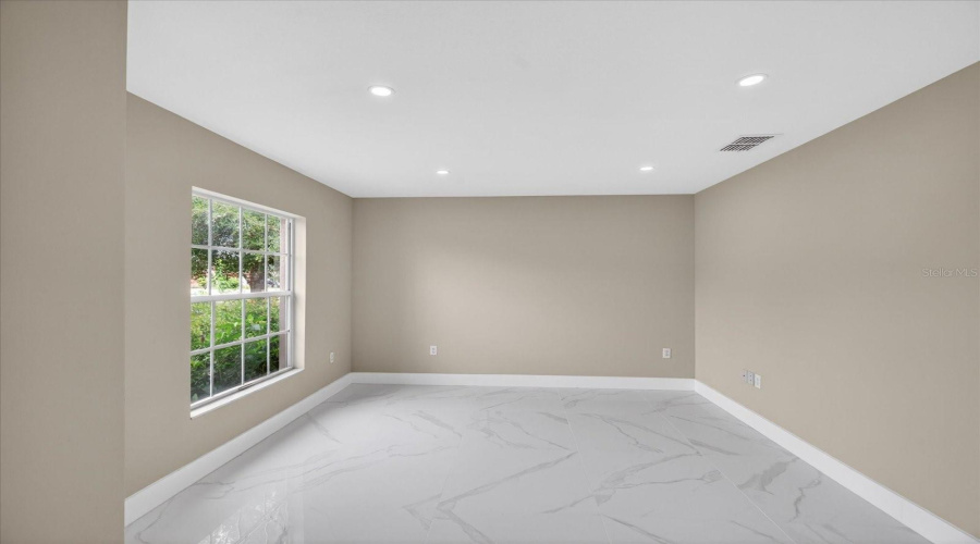 Spring Hill, Florida 34609, 4 Bedroom Bedrooms, ,2 Bathroombathrooms,Residential,For Sale,Linden,0,Mfrtb8516400
