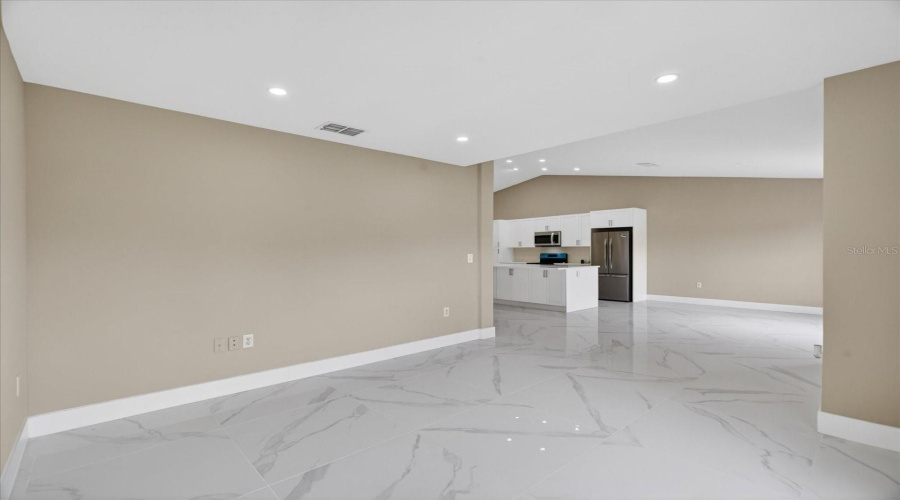 Spring Hill, Florida 34609, 4 Bedroom Bedrooms, ,2 Bathroombathrooms,Residential,For Sale,Linden,0,Mfrtb8516400