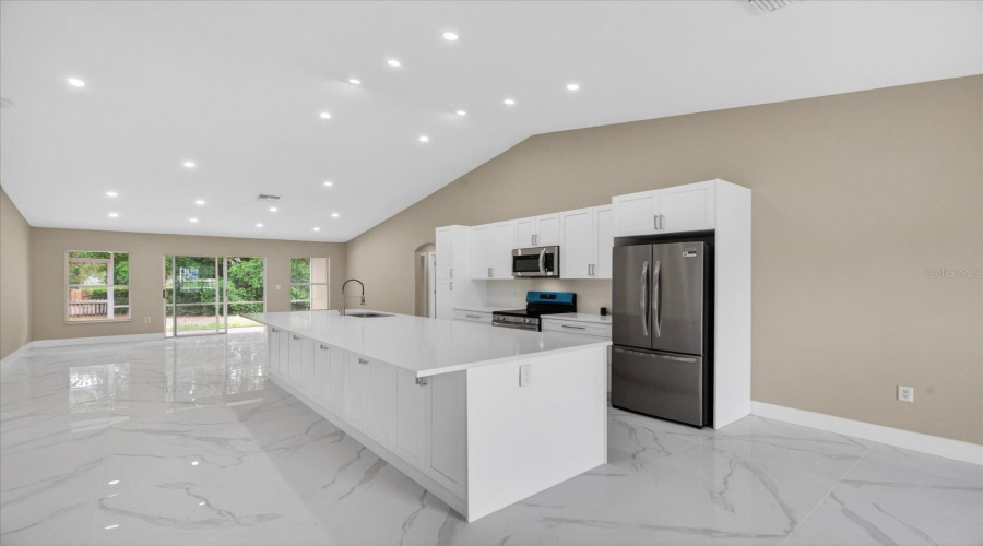 Spring Hill, Florida 34609, 4 Bedroom Bedrooms, ,2 Bathroombathrooms,Residential,For Sale,Linden,0,Mfrtb8516400