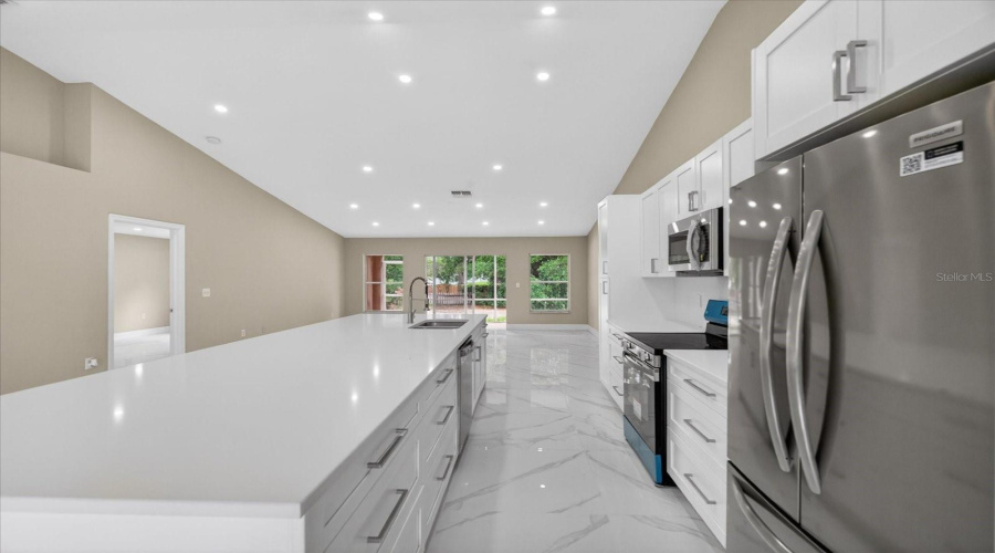 Spring Hill, Florida 34609, 4 Bedroom Bedrooms, ,2 Bathroombathrooms,Residential,For Sale,Linden,0,Mfrtb8516400