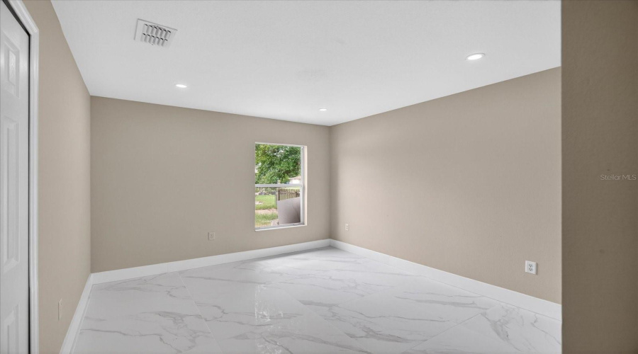 Spring Hill, Florida 34609, 4 Bedroom Bedrooms, ,2 Bathroombathrooms,Residential,For Sale,Linden,0,Mfrtb8516400