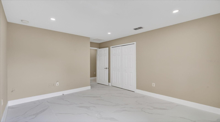 Spring Hill, Florida 34609, 4 Bedroom Bedrooms, ,2 Bathroombathrooms,Residential,For Sale,Linden,0,Mfrtb8516400